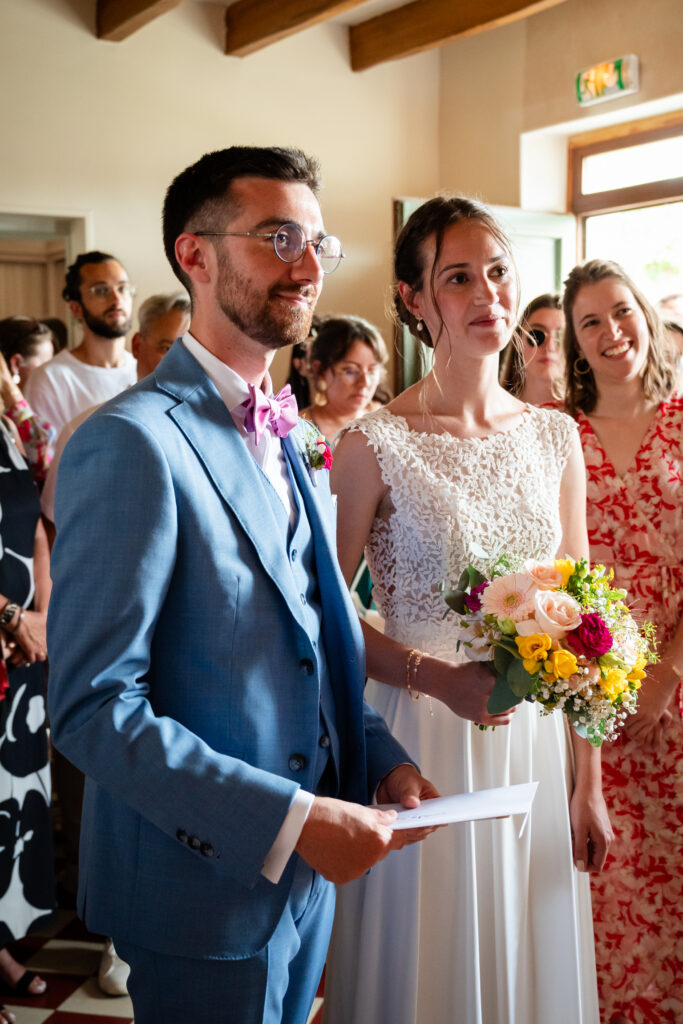 Échange des vœux pendant une cérémonie de mariage en Touraine